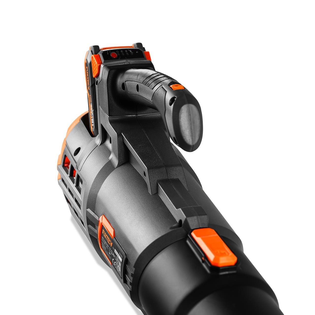 FUXTEC 20V akumulátorový foukac listí FX-E1LB20 SET 1 s 2 x akumulátorem 2Ah, 1 x nabíjeckou 2,4A