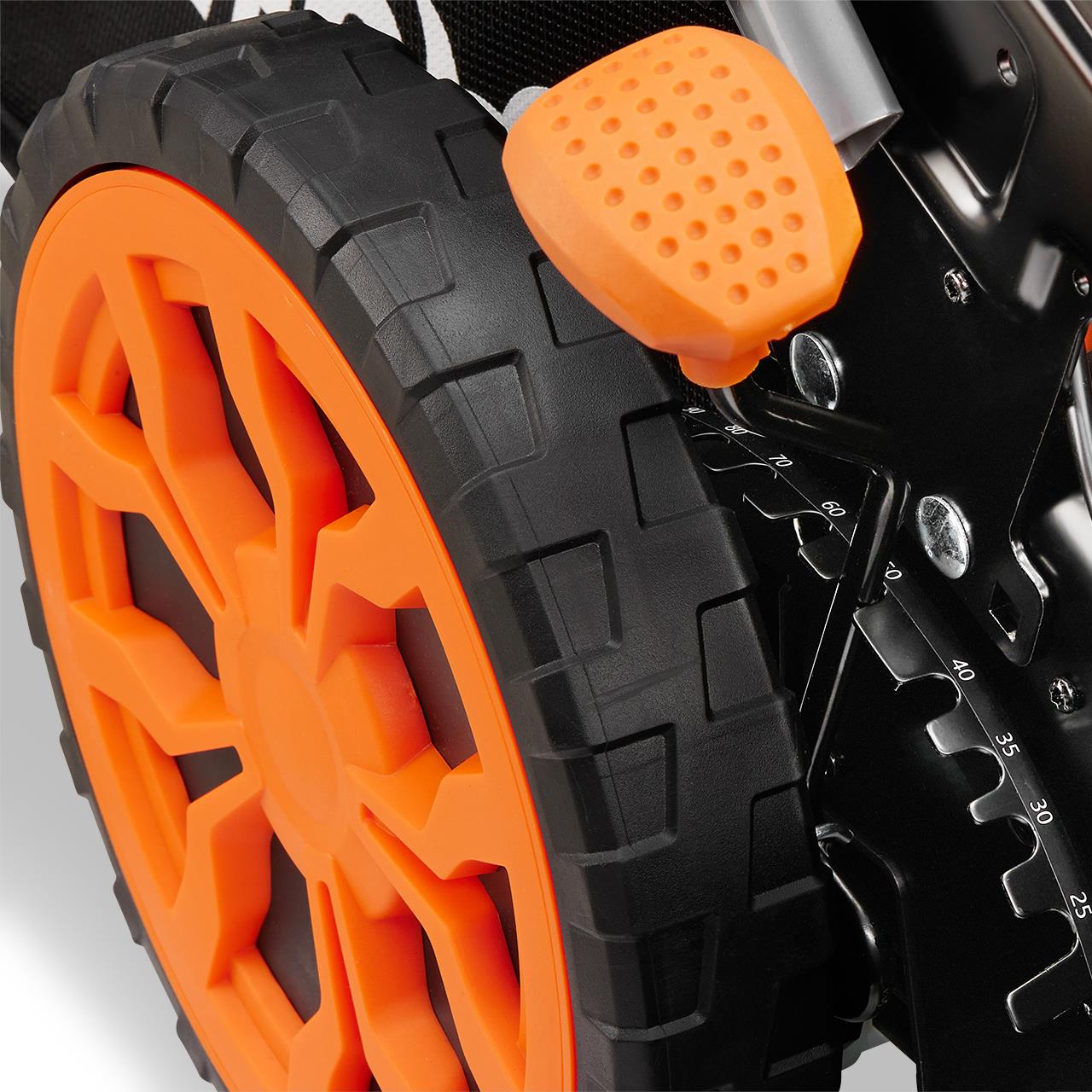 Akku Rasenmäher FX-E2RM46PRO SET mit flexiblem Antrieb