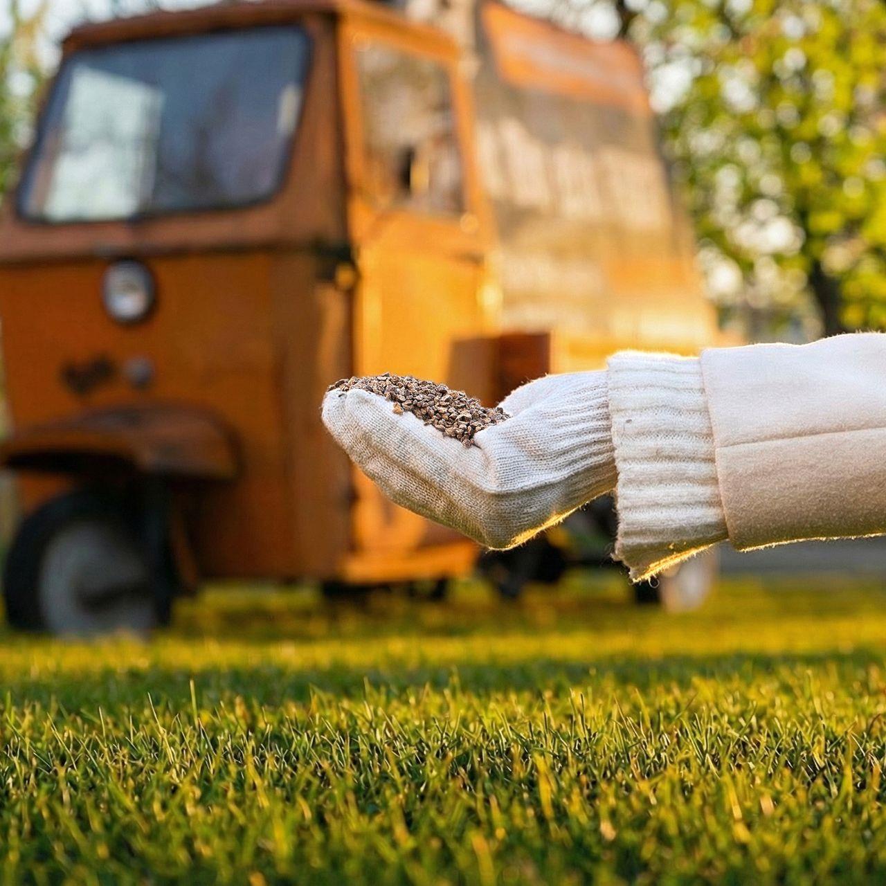 FUXTEC hnojivo na trávnik jar/leto FX-RDFS 5 kg na 250 m2