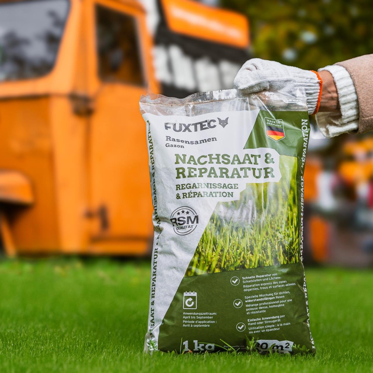 Osivo trávnikov FUXTEC FX-RSNR1 pre opätovný výsev a opravy